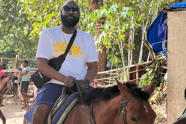 Horseback Riding in Ocho Rios, Jamaica - Image 1