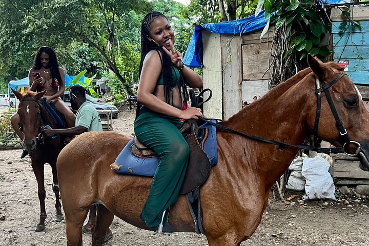 Horseback Riding in Ocho Rios, Jamaica - Image 4