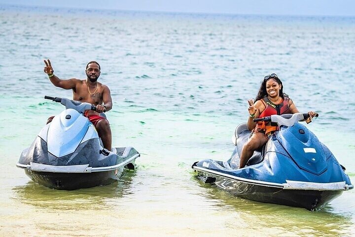 Jet Ski, Parasailing and Beach Day Private Tour - Image 5
