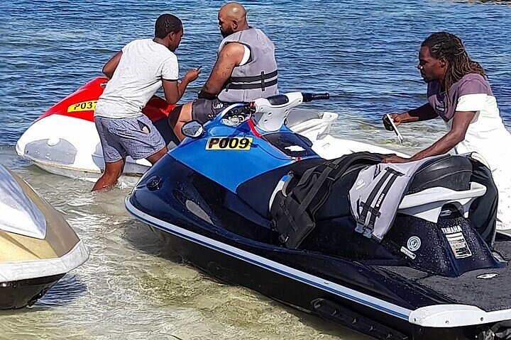 Jet Ski, Parasailing and Beach Day Private Tour - Image 1
