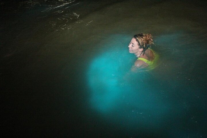 Luminous Lagoon Glistening Water Night Tour by Boat - Image 4