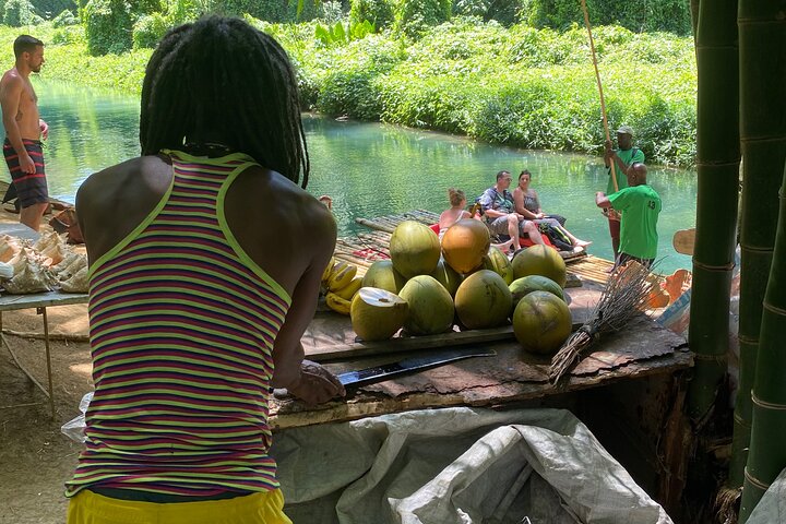 Martha Brae Authentic Bamboo Rafting Tour From Montego Bay  - Image 5