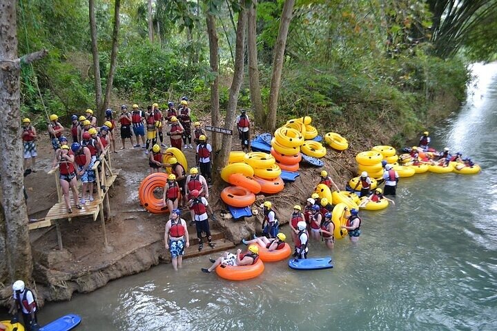 Martha Brae River Rafting and River Tubing Private Tour - Image 2