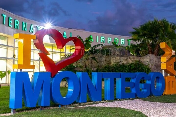 MBJ Airport Private Transfer to Hotels in the Montego Bay Area.  - Image 1