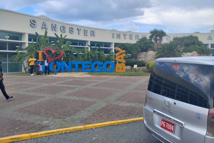 MBJ Airport to Montego Bay Hotels - Image 5