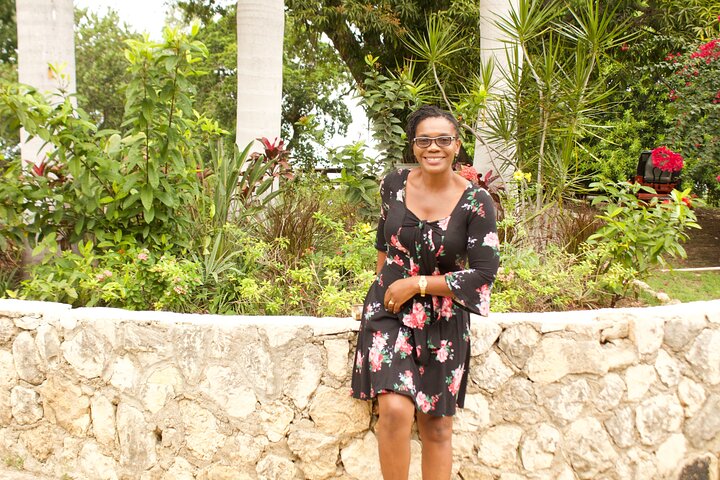 Montego Bay community highlight and souvenir shopping  - Image 1
