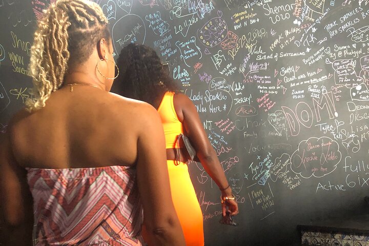 Montego Bay community highlight and souvenir shopping  - Image 5