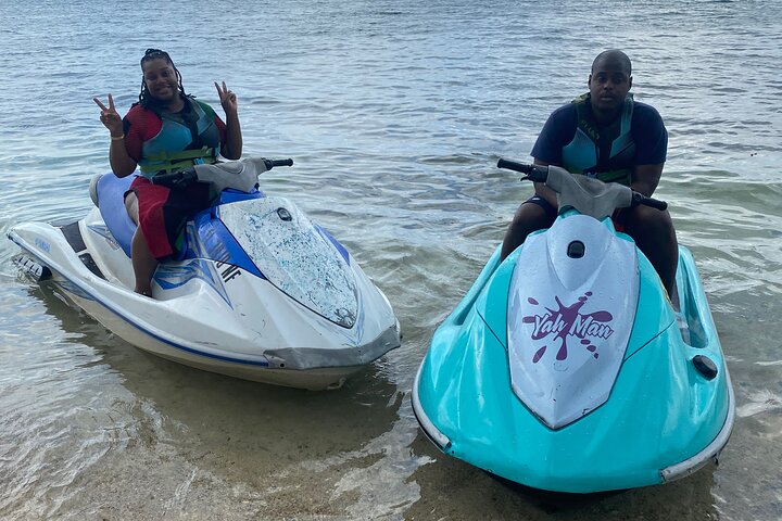 Montego Bay, Jamaica Private Jet Ski & Parasailing Experience - Image 1