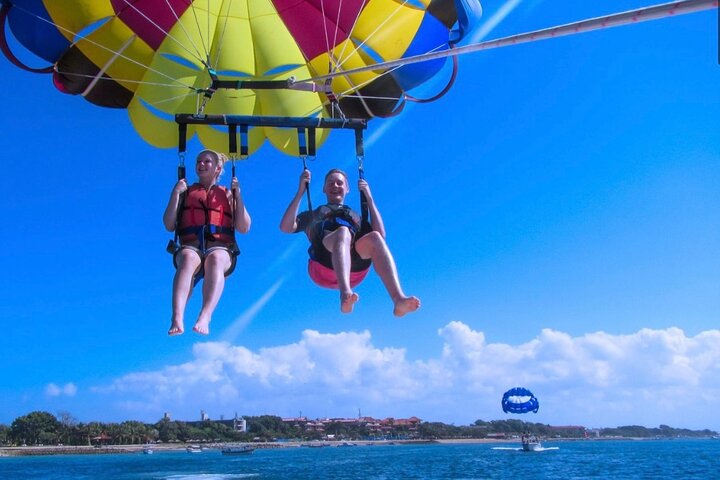 Montego Bay, Jamaica Private Jet Ski & Parasailing Experience - Image 4
