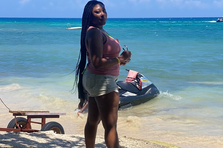 Montego Bay, Jamaica Private Jet Ski & Parasailing Experience - Image 3
