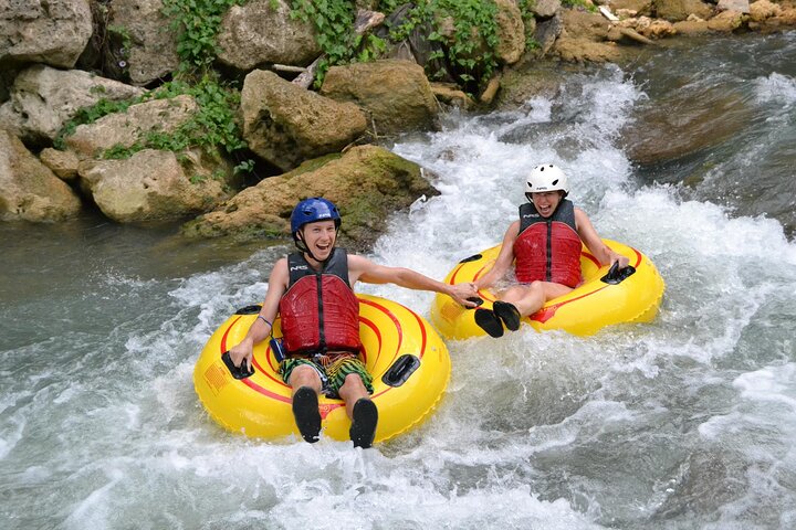 Montego Bay to Green Grotto Cave and River Tubing: Shared Tour - Image 3