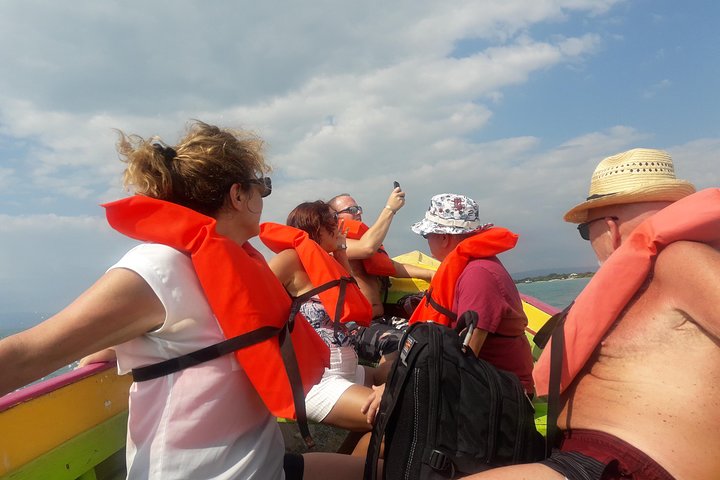 Montego Bay to The Pelican Bar Round-Trip Shuttle Transportation - Image 3