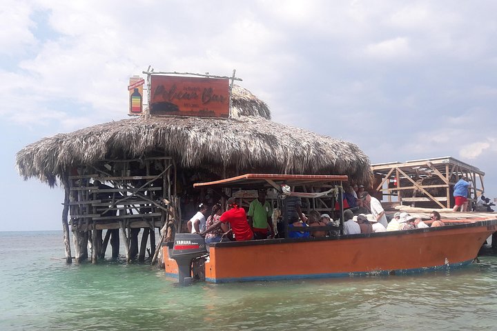 Montego Bay to The Pelican Bar Round-Trip Shuttle Transportation - Image 1