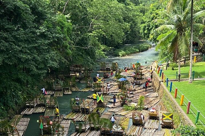 Montego Bay's Guided Bamboo Rafting Tour & Hip-strip Shopping - Image 5