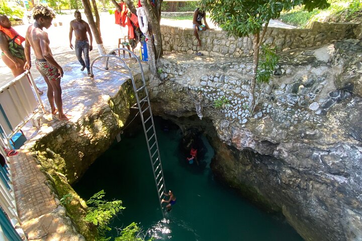 Negril Blue Hole Mineral Springs and Ricks Cafe Tour Tour From Montego Bay - Image 1