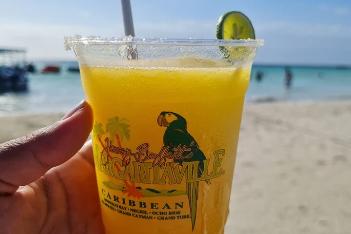 Negril Seven Mile beach, Catamaran Cruise ,Parasailing,with Sunset at Ricks Cafe - Image 3