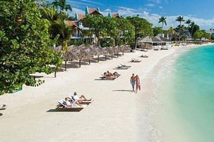 Negril Seven Miles Beach And Rick's Cafe Private Tour - Image 1