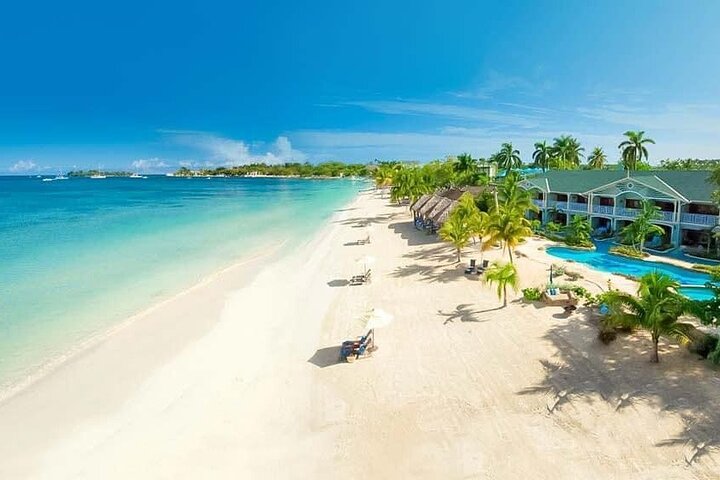 Negril Seven Miles Beach, Snorkeling, Boat Ride, Ricks Cafe Combo - Image 3