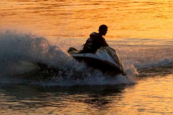 Parasailing & Jetski Water Activities in Montego Bay - Image 4
