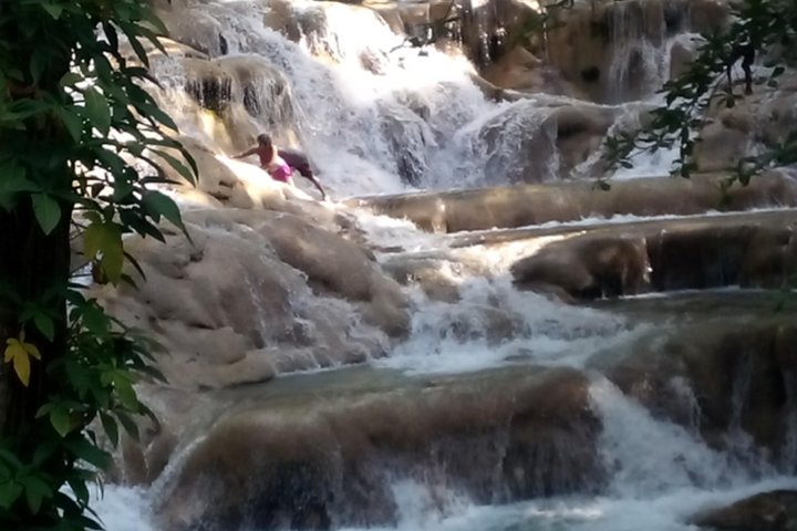 Private Double Waterfalls Tour from Falmouth: Dunn's River Plus Blue Hole Falls - Image 4