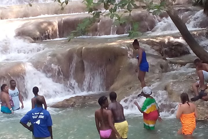 Private Double Waterfalls Tour from Falmouth: Dunn's River Plus Blue Hole Falls - Image 5