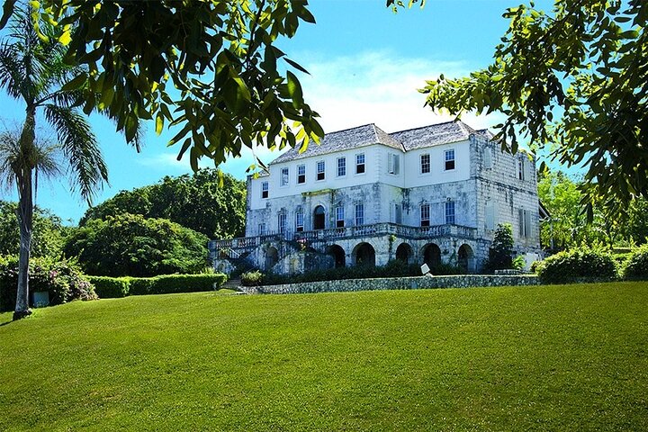 Private Guided 2-Hour Tour in Montego Bay - Image 1