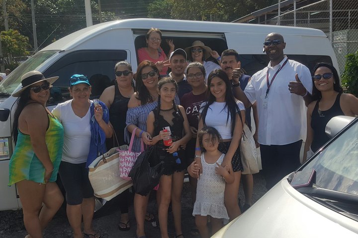 Private Irie Blue Hole Tour from Falmouth - Image 4