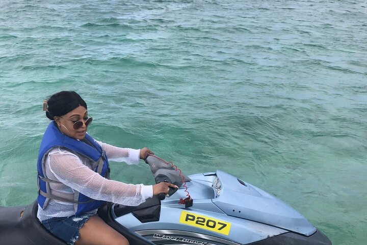Private Jet Ski or Parasailing Watersports Activities in Montego Bay - Image 2