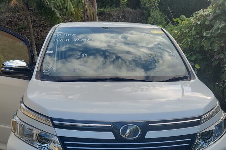 Private Roundtrip Airport Transfer from Sangster Montego Bay - Image 5