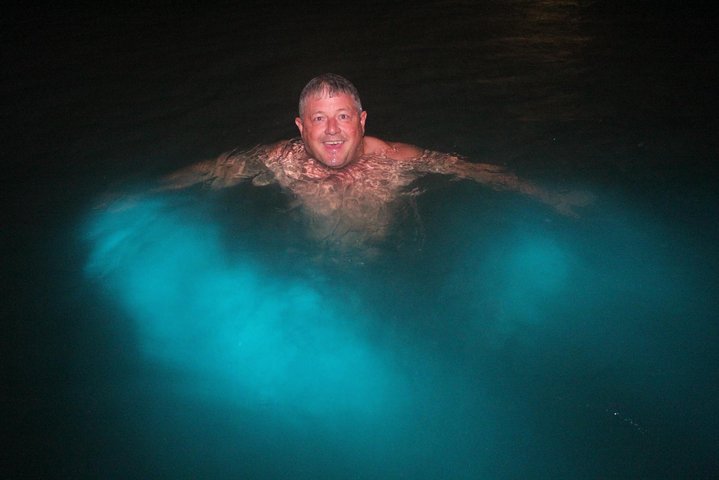 Private Tour from Montego Bay to Dunn’s River Falls & Luminous Lagoon Night Tour - Image 3