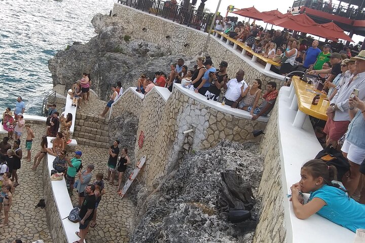 Private Tour Negril Beach and Rick's Cafe From Montego Bay - Image 3