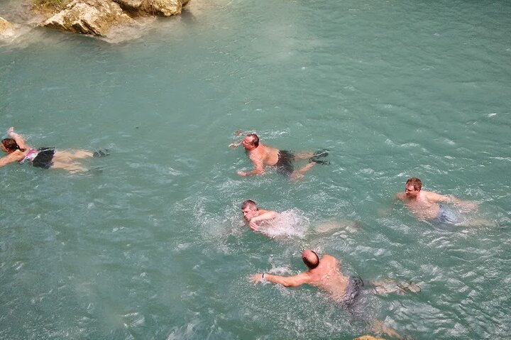Private Transfer to Dunn's River Falls and Blue Hole - Image 2