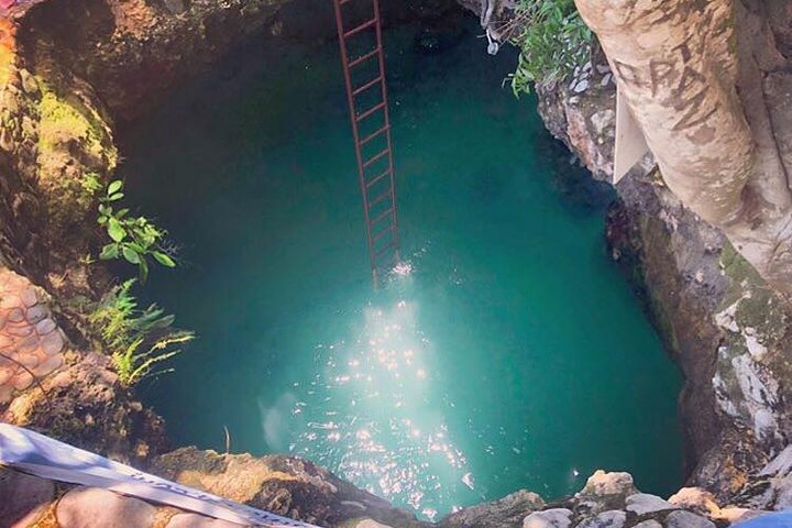 Private Trip to Blue Hole Mineral Springs, Negril & Ricks Café  - Image 1