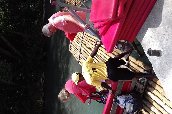 Rafting on the Martha Brae - Image 5