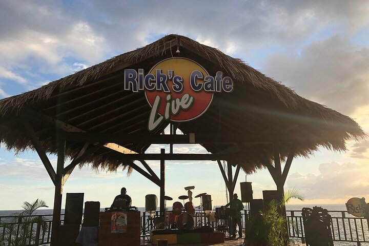 Ricks Cafe and Negril Seven Miles Beach Irie Tour - Image 2