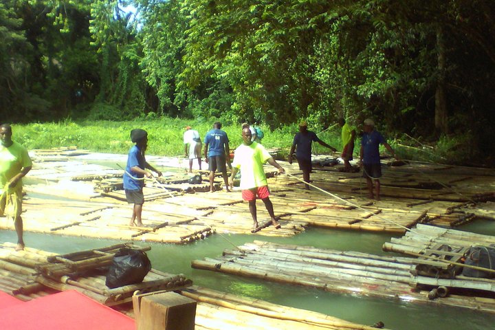 River Rafting | Radeaux | Balsa: Experience the Country Romance - Image 5