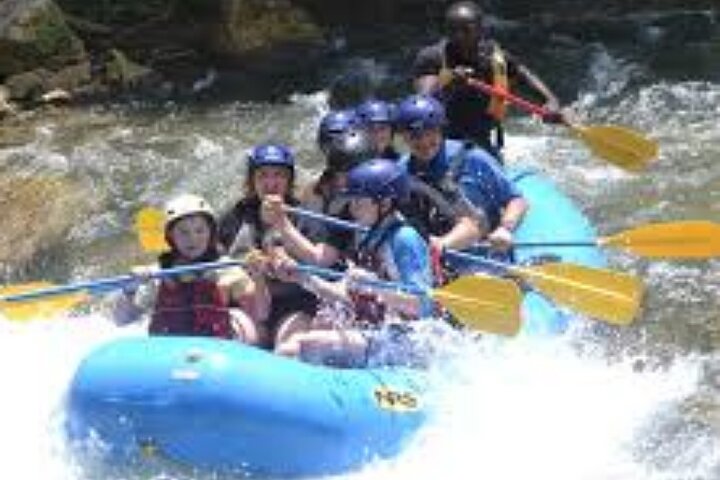 River Tubing Private Tour - Image 5
