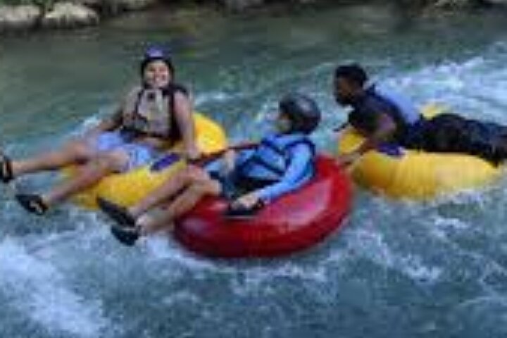 River Tubing Private Tour - Image 4