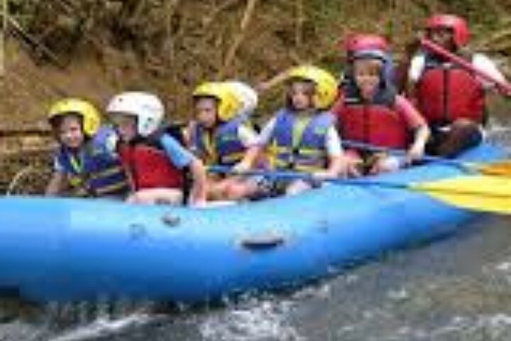 River Tubing Private Tour - Image 3