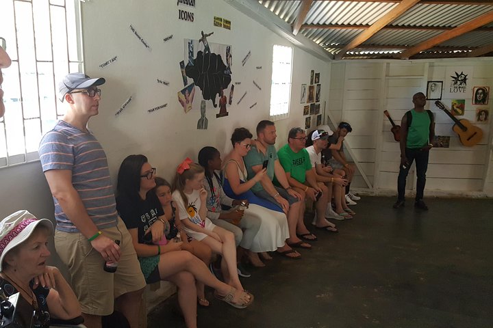 Wah Gwaan Culture Tour (Jamaican Culinary, Cultural, History & Dance) - Image 3