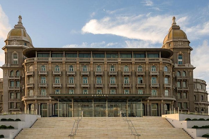 Discover the Best of Montevideo - Exploring the City's Sights! - Image 1