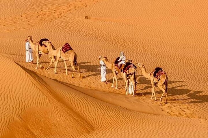 2 days and 1 night Private Tour in Wadi Shab to Wahiba Sands Desert - Image 4