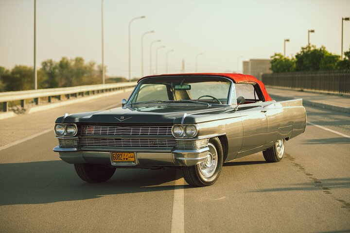 3-hour Muscat Historical Private Tour on the 1963 Cadillac Classic Car - Image 2