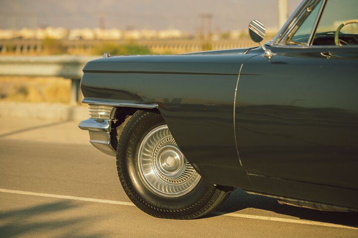 3-hour Muscat Historical Private Tour on the 1963 Cadillac Classic Car - Image 5