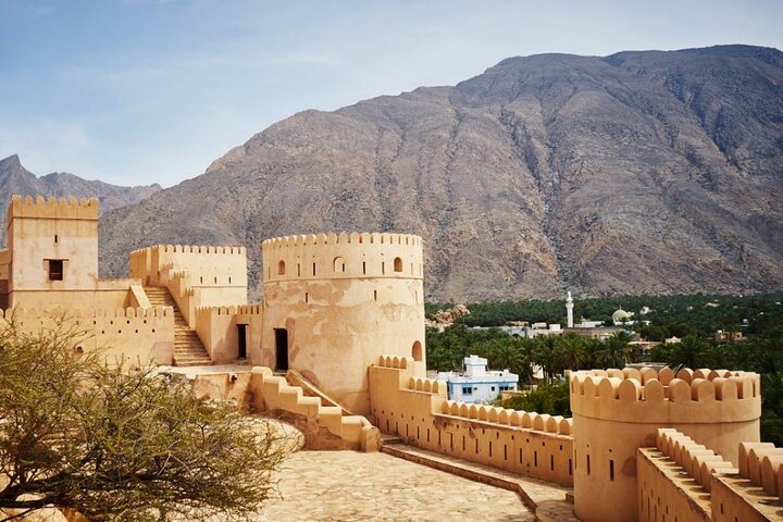 4-Hour Tour to Grand Mosque Nakhal Fort and Nakhal Hotspring - Image 5