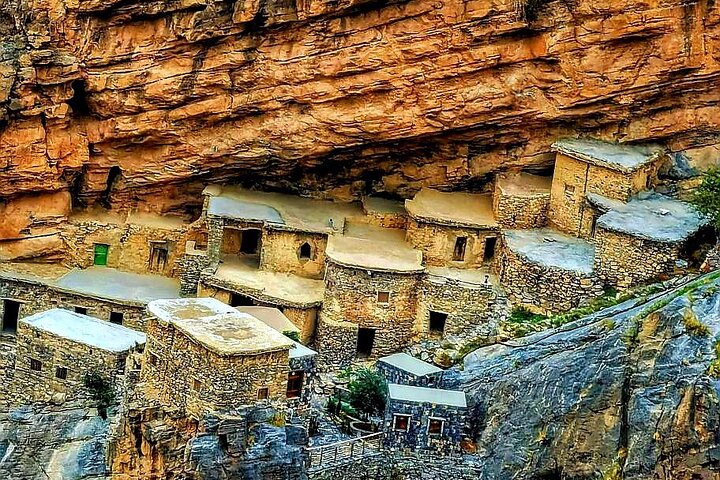 8-Hour Private Guided Jebel Akhdar Tour  - Image 3