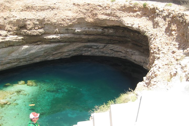 Coastal Tour and Wadi Hike from Muscat - Image 1