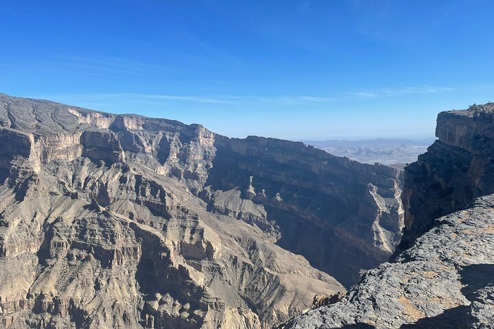 Exploring Oman - Nizwa Souq, Misfah Al Arbyeen, and Jebel Shams - Image 1