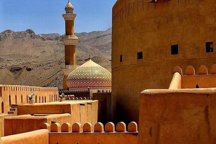 Full Day Private Nizwa and Jebel Akhdar - Image 1
