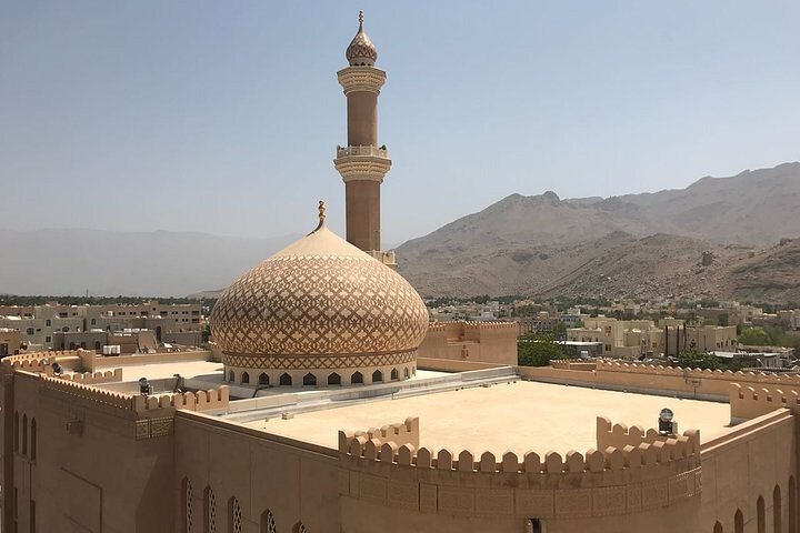 Full Day Private Nizwa and Jebel Akhdar - Image 4